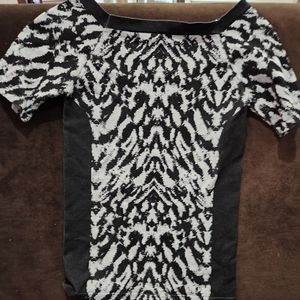Black and white leopard print top